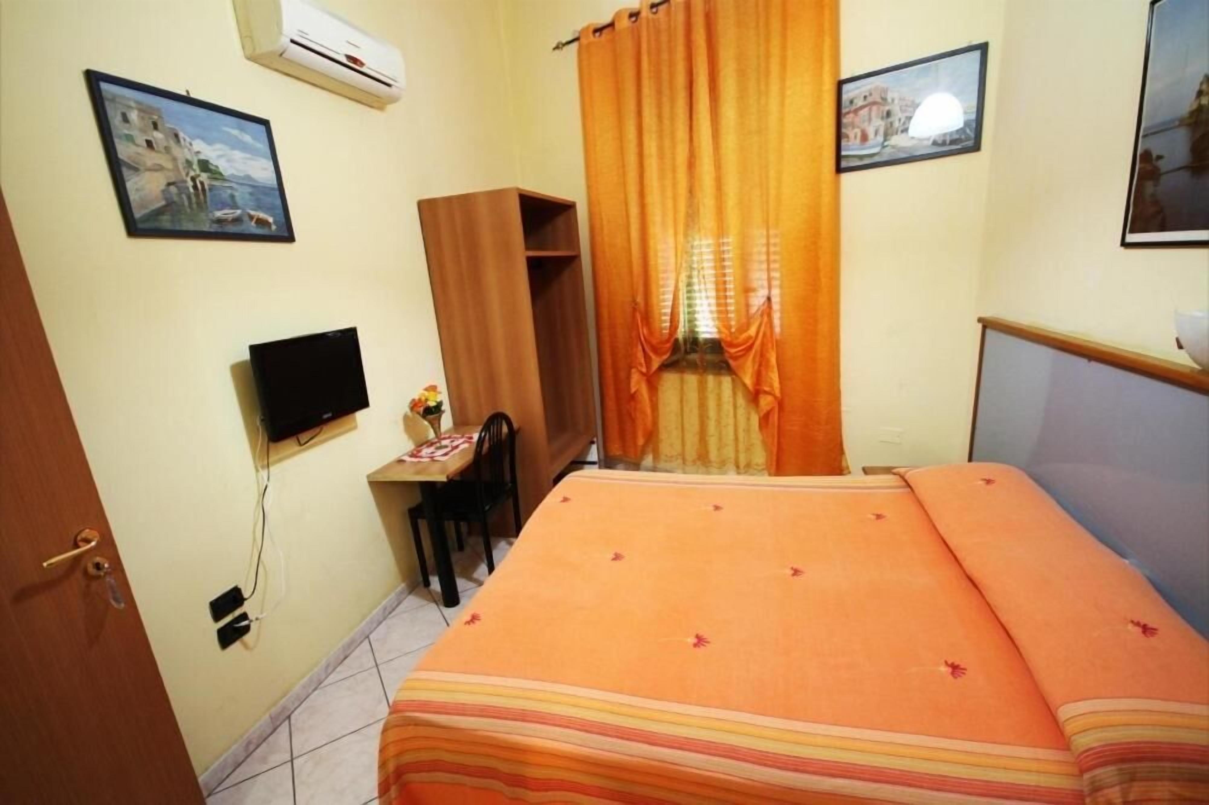 9 Hotel vicino a Castel dell'Ovo per Esplorare Napoli