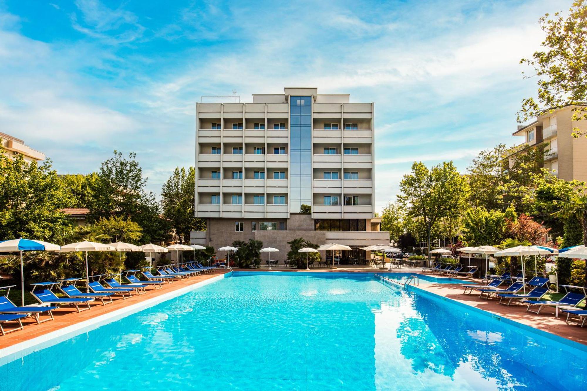 Dove Soggiornare vicino ad Atlantica: 8 Hotel con Spa